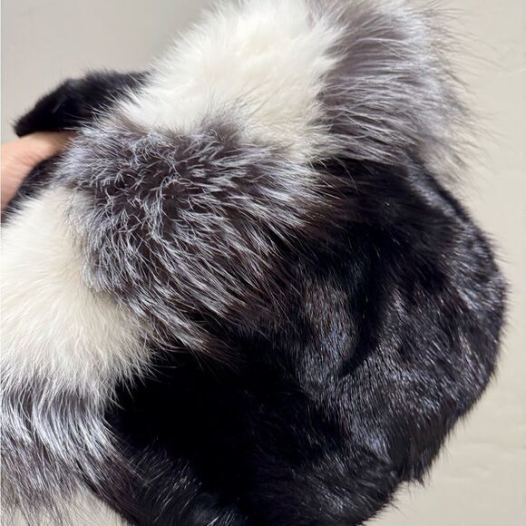 Black & White, Real Mink Fur with Fox Fur Trimming Top Handle & Multi Use Purse - Picture 13 of 16